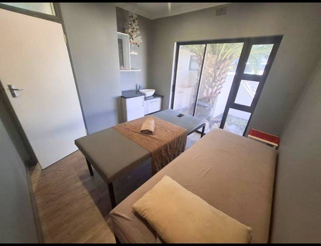 300M² RETAIL FOR SALE IN VANDERBIJLPARK SE 2